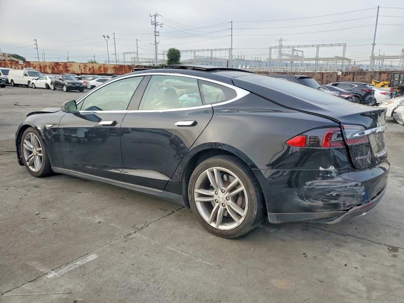 Продажа на аукционе авто 2014 Tesla Model S, vin: 5YJSA1H1XEFP33318, номер лота: 75109295