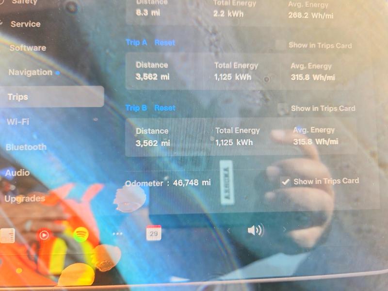 Продажа на аукционе авто 2021 Tesla Model Y, vin: 5YJYGDEF5MF230322, номер лота: 75090075