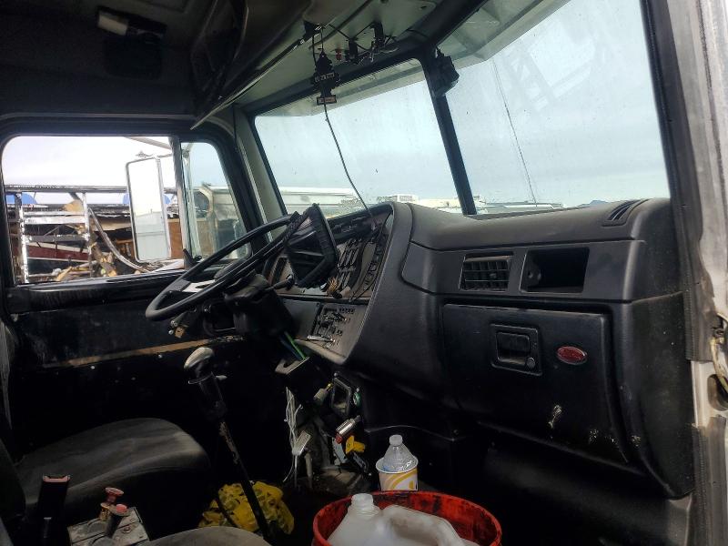 2004 Peterbilt 378 მანქანა იყიდება აუქციონზე, vin: 1XPFDB9X74D810216, აუქციონის ნომერი: 72645735