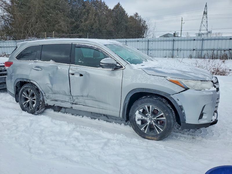 73836505 :رقم المزاد ، 5TDBZRFH6HS484488 vin ، 2017 Toyota Highlander مزاد بيع