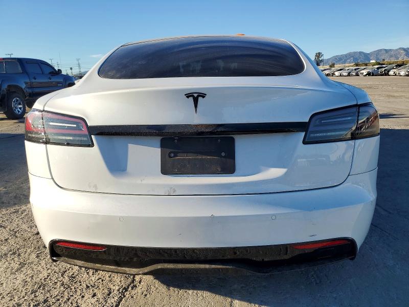 Продажа на аукционе авто 2022 Tesla Model S, vin: 5YJSA1E58NF483083, номер лота: 72553245