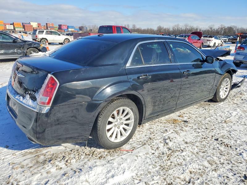 Продажа на аукционе авто 2013 Chrysler 300, vin: 2C3CCAAG3DH510063, номер лота: 98310155