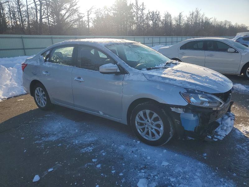 Продажа на аукционе авто 2019 Nissan Sentra, vin: 3N1AB7AP2KY235594, номер лота: 75243115