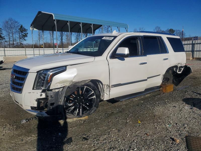 Продажа на аукционе авто 2018 Cadillac Escalade L, vin: 1GYS4BKJ6JR233600, номер лота: 73437555