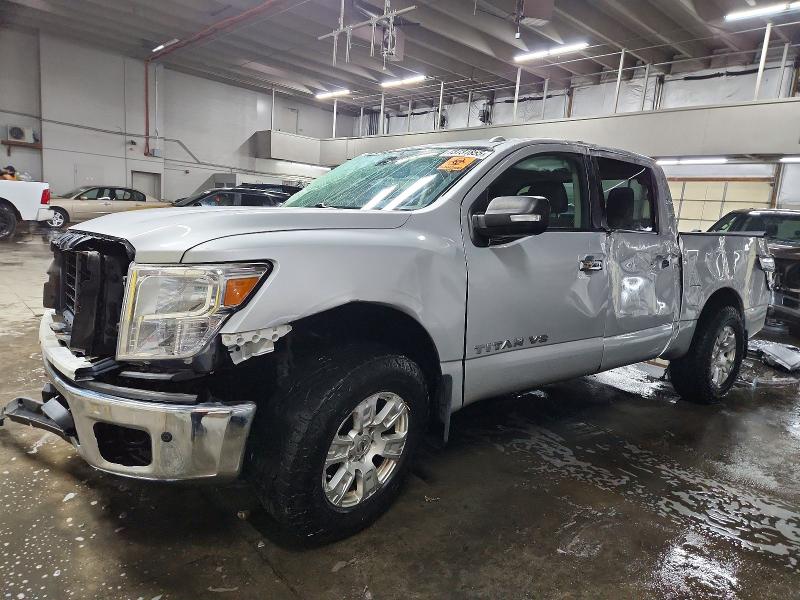 73731855 :رقم المزاد ، 1N6AA1E57JN539809 vin ، 2018 Nissan Titan مزاد بيع