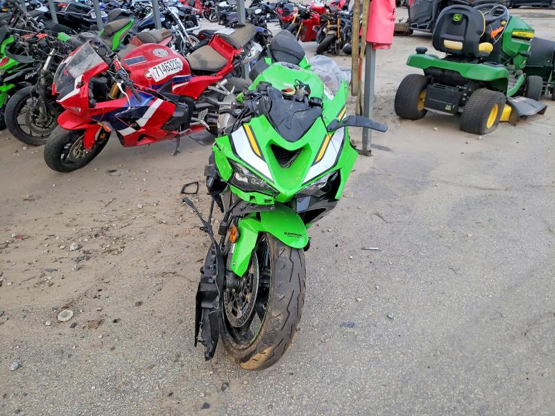 98398655 :رقم المزاد ، JKBZXJJ14SA029522 vin ، 2025 Kawasaki Zx636 مزاد بيع