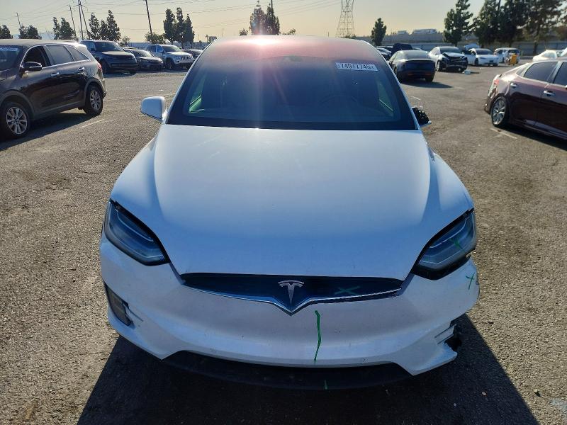 2016 Tesla Model X მანქანა იყიდება აუქციონზე, vin: 5YJXCBE41GF016622, აუქციონის ნომერი: 74977745