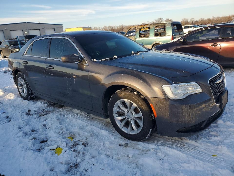 Продажа на аукционе авто 2018 Chrysler 300, vin: 2C3CCAAG6JH321032, номер лота: 73012685