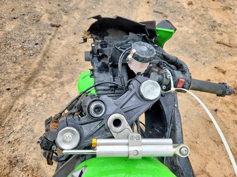 73211935 :رقم المزاد ، JKBZXJH15NA012416 vin ، 2022 Kawasaki Zx636 مزاد بيع