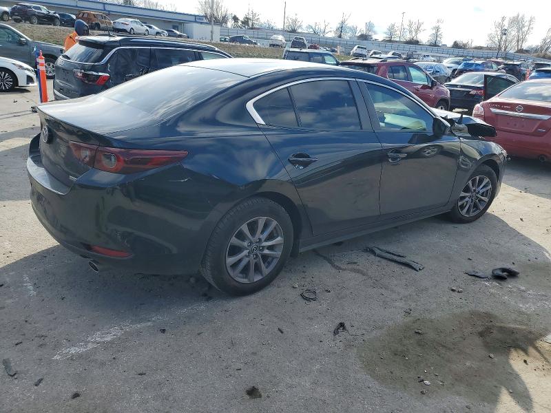 73198605 :رقم المزاد ، JM1BPAAL1N1506697 vin ، 2022 Mazda 3 مزاد بيع