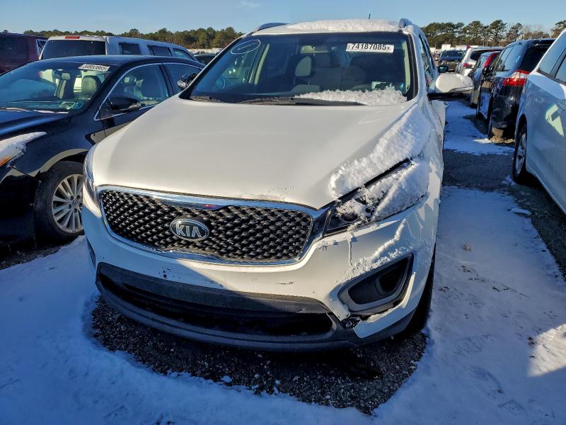 Продажа на аукционе авто 2016 Kia Sorento, vin: 5XYPGDA33GG107641, номер лота: 74187085