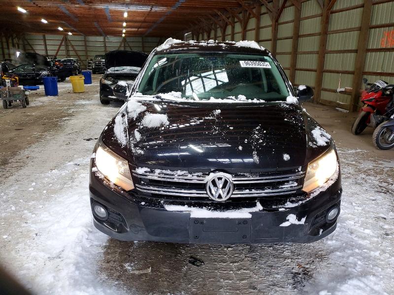 96395035 :رقم المزاد ، WVGJV7AX4FW528622 vin ، 2015 Volkswagen Tiguan مزاد بيع
