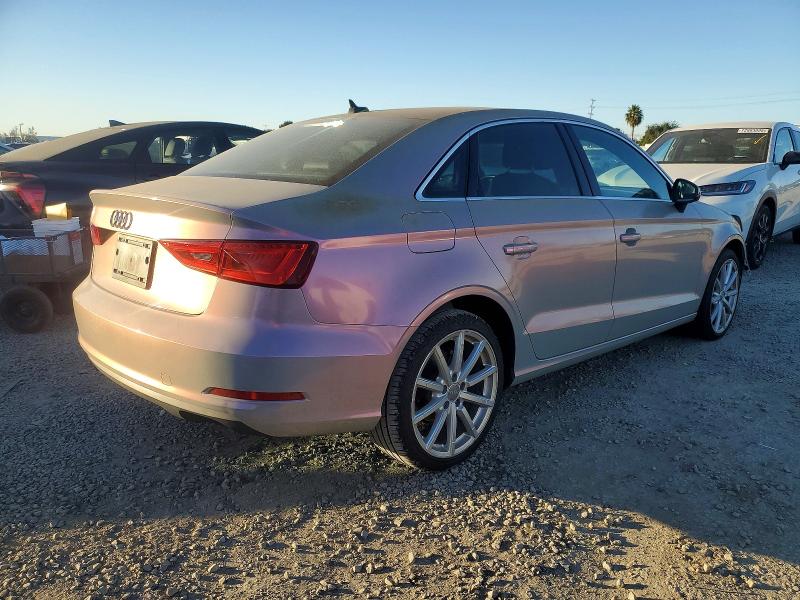Продажа на аукционе авто 2015 Audi A3, vin: WAUCJGFF0F1075814, номер лота: 73095545
