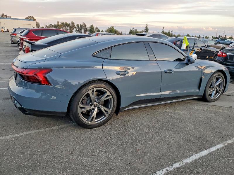 99674755 :رقم المزاد ، WAUDJBFW9P7006481 vin ، 2023 Audi E-tron Gt مزاد بيع
