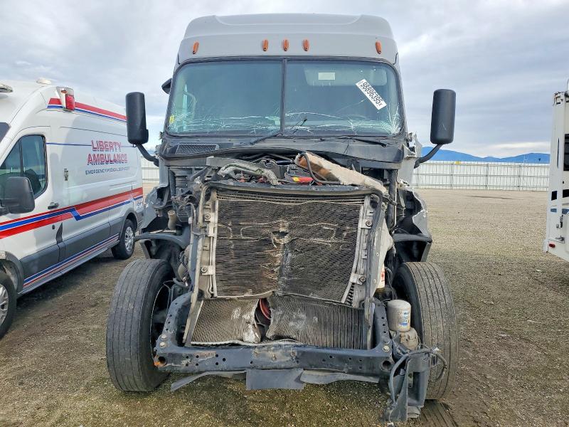 Продаж на аукціоні авто 2017 Freightliner Cascadia 1, vin: 3AKJGLBG4HSJA3095, номер лоту: 98896395