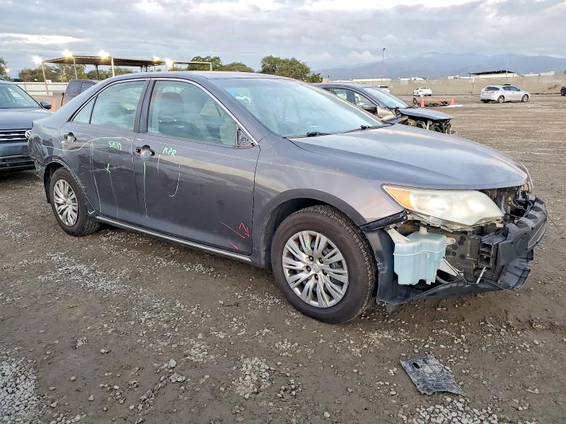 99923025 :رقم المزاد ، 4T4BF1FK9ER396503 vin ، 2014 Toyota Camry مزاد بيع