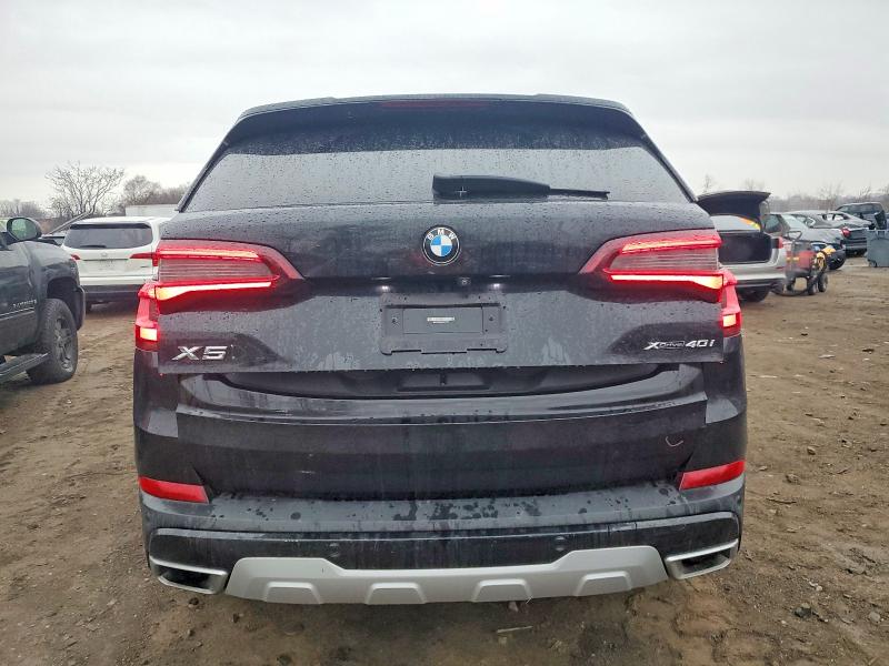72412205 :رقم المزاد ، 5UXCR6C05M9F51660 vin ، 2021 Bmw X5 مزاد بيع