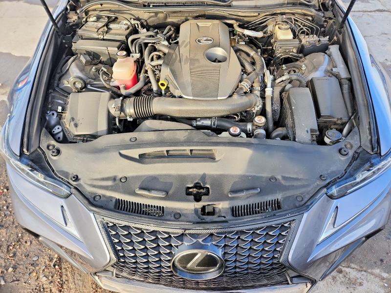 75277315 :رقم المزاد ، JTHBA1D22J5063806 vin ، 2018 Lexus Is مزاد بيع