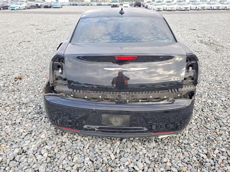 99499315 :رقم المزاد ، 2C3CCABG5HH588154 vin ، 2017 Chrysler 300 مزاد بيع