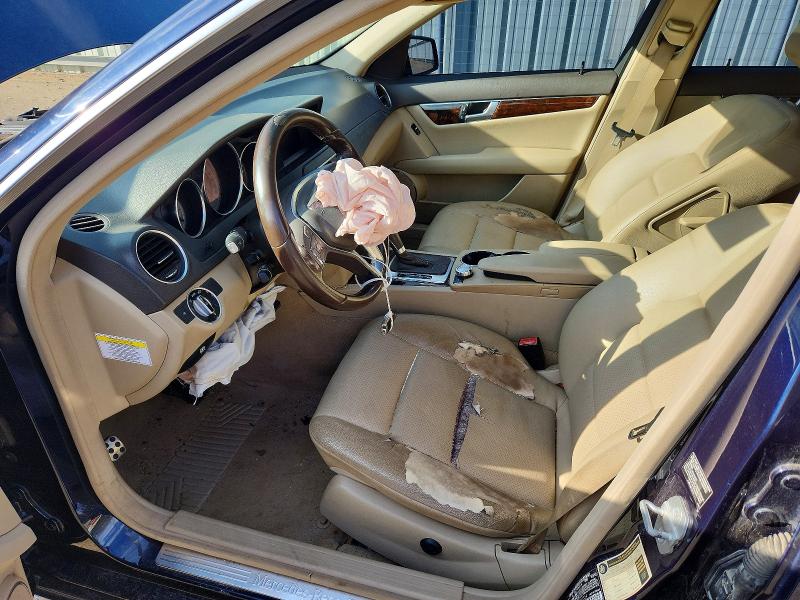 Продаж на аукціоні авто 2013 Mercedes-benz C, vin: WDDGF4HB8DA793354, номер лоту: 99667525