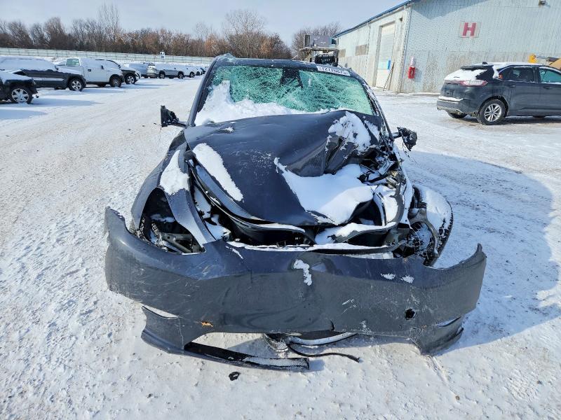 Продажа на аукционе авто 2024 Tesla Model Y, vin: 7SAYGDEE6RA274182, номер лота: 72776875
