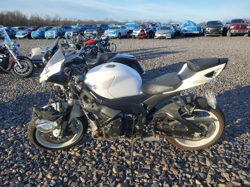2019 Suzuki Gsx-r600 მანქანა იყიდება აუქციონზე, vin: JS1GN7FA3K7101241, აუქციონის ნომერი: 73682025