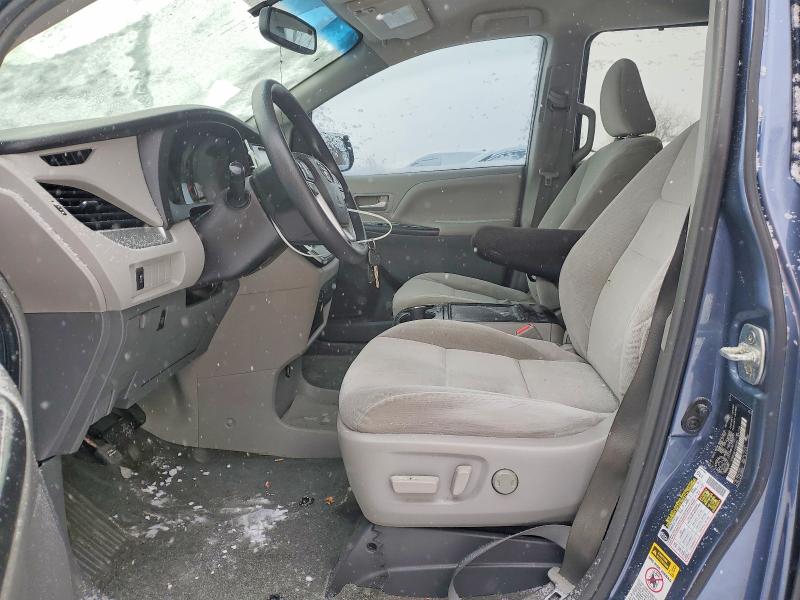 2015 Toyota Sienna მანქანა იყიდება აუქციონზე, vin: 5TDKK3DC1FS565503, აუქციონის ნომერი: 98424215