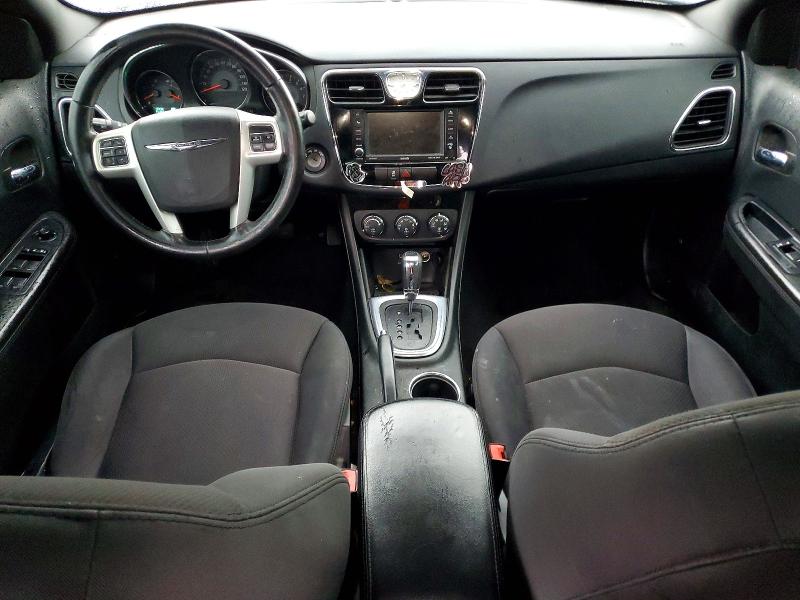 98061095 :رقم المزاد ، 1C3CCBBG1EN132032 vin ، 2014 Chrysler 200 مزاد بيع
