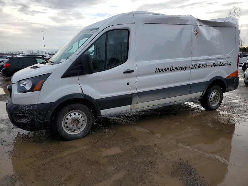 98043715 :رقم المزاد ، 1FTYE2C8XRKA37057 vin ، 2024 Ford Transit T- مزاد بيع