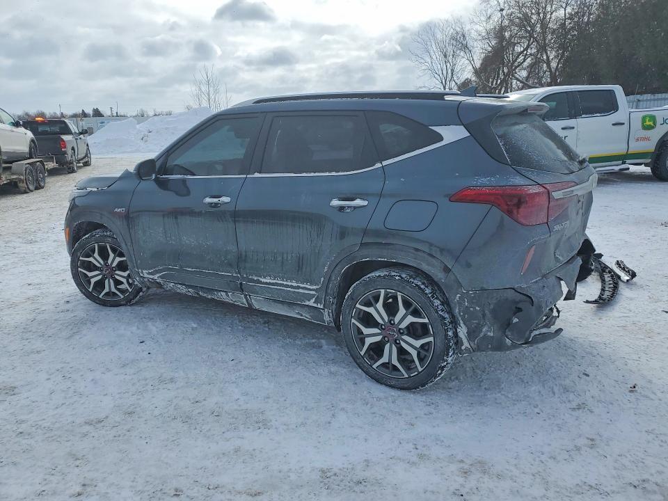 2023 Kia Seltos მანქანა იყიდება აუქციონზე, vin: KNDETCA26P7369655, აუქციონის ნომერი: 75086455