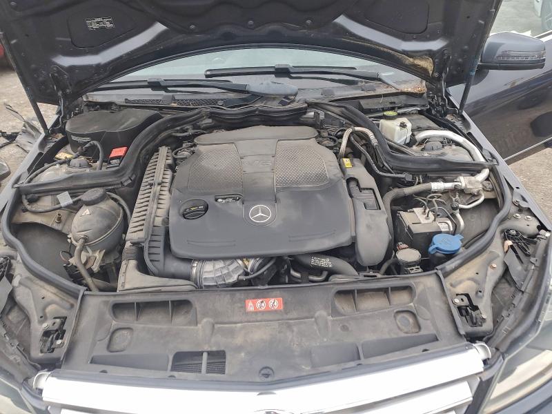 98000655 :رقم المزاد ، WDDGF8AB3DR279561 vin ، 2013 Mercedes-benz C 300 4mat مزاد بيع