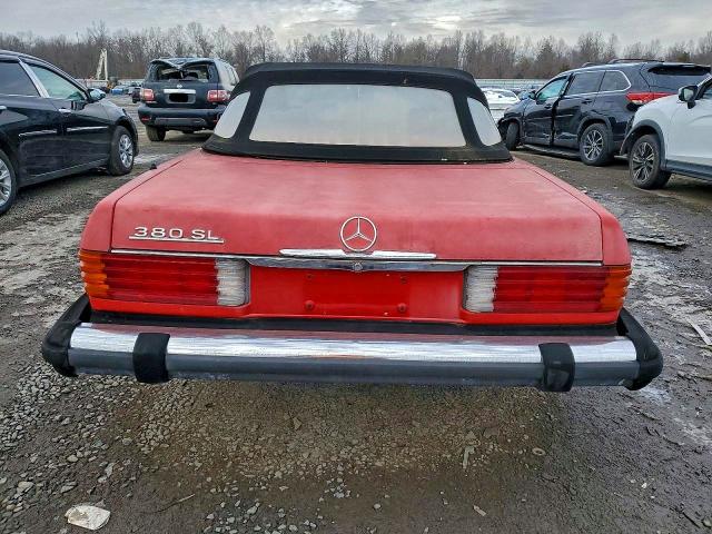 99457795 :رقم المزاد ، WDBBA45C6FA035241 vin ، 1985 Mercedes-benz 380 مزاد بيع