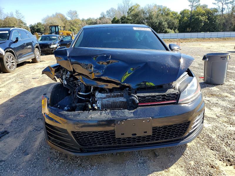 74695625 :رقم المزاد ، 3VW447AU9HM064754 vin ، 2017 Volkswagen Gti مزاد بيع