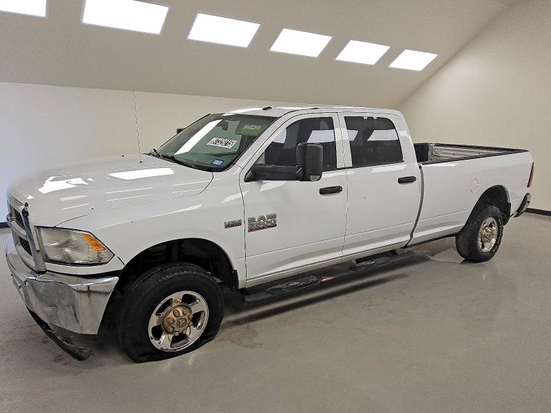 97329215 :رقم المزاد ، 3C6UR5HJ4FG586893 vin ، 2015 Ram 2500 مزاد بيع