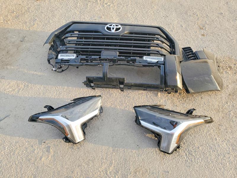 Продажа на аукционе авто 2024 Toyota Tundra, vin: 5TFLA5DB8RX230392, номер лота: 99729155