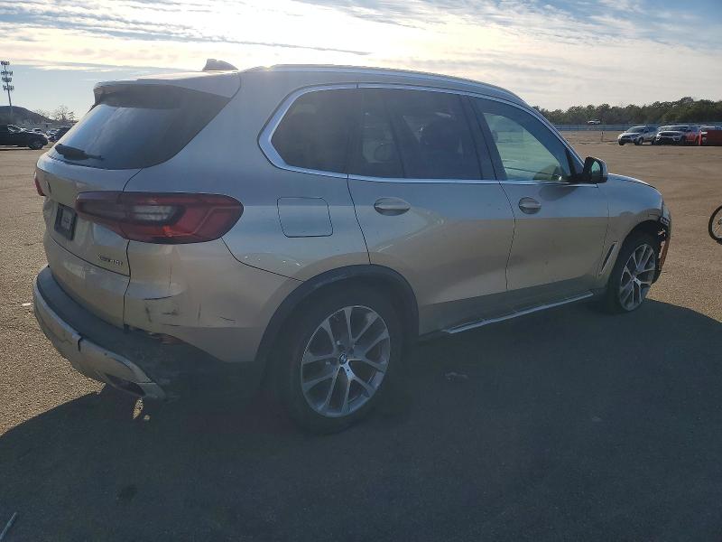 Продажа на аукционе авто 2019 Bmw X5, vin: 5UXCR6C56KLL03491, номер лота: 73104665