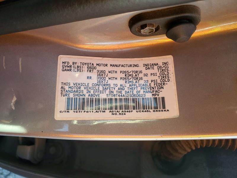 Продаж на аукціоні авто 2002 Toyota Sequoia, vin: 5TDBT44A12S060623, номер лоту: 72425005