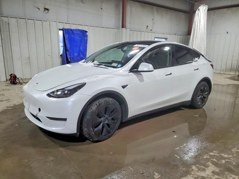 Продажа на аукционе авто 2025 Tesla Model Y, vin: 7SAYGDED2SF251269, номер лота: 74241285