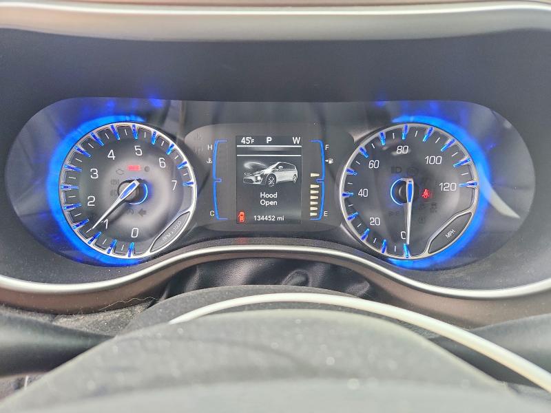 Продажа на аукционе авто 2018 Chrysler Pacifica, vin: 2C4RC1FGXJR125927, номер лота: 99506385