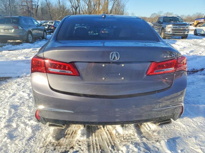Aukcja sprzedaży 2018 Acura Tlx, vin: 19UUB2F38JA008871, numer aukcji: 72832145