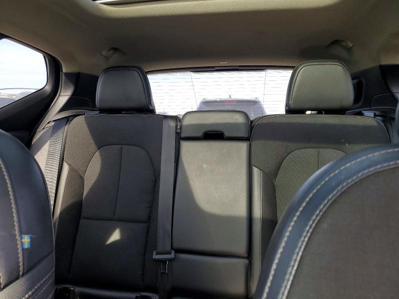 73046165 :رقم المزاد ، YV4162UK8L2267483 vin ، 2020 Volvo Xc40 T5 Mo مزاد بيع