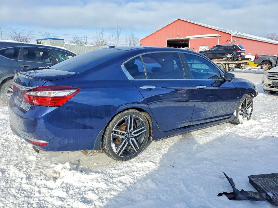 2017 Honda Accord მანქანა იყიდება აუქციონზე, vin: 1HGCR2F04HA810938, აუქციონის ნომერი: 75565425
