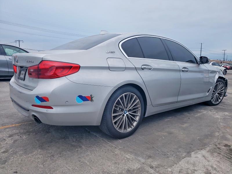 Продаж на аукціоні авто 2018 Bmw 530e, vin: WBAJA9C51JB033458, номер лоту: 98270915