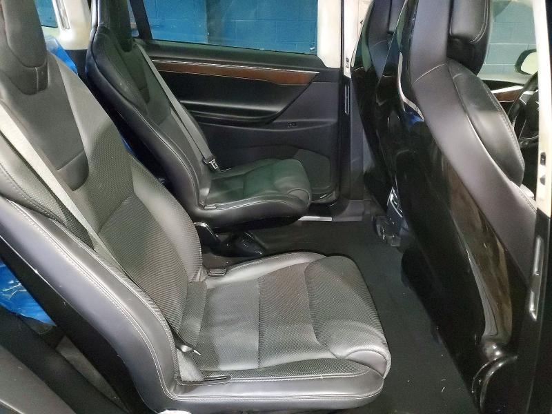 Продажа на аукционе авто 2016 Tesla Model X, vin: 5YJXCBE27GF004103, номер лота: 74353625