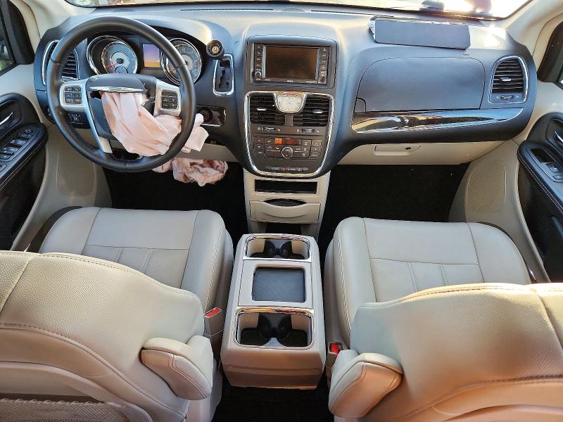 99279615 :رقم المزاد ، 2C4RC1BG7DR605143 vin ، 2013 Chrysler Town & Country مزاد بيع