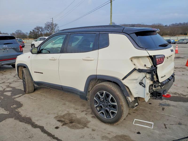 Продаж на аукціоні авто 2019 Jeep Compass, vin: 3C4NJDDB5KT688119, номер лоту: 99939455