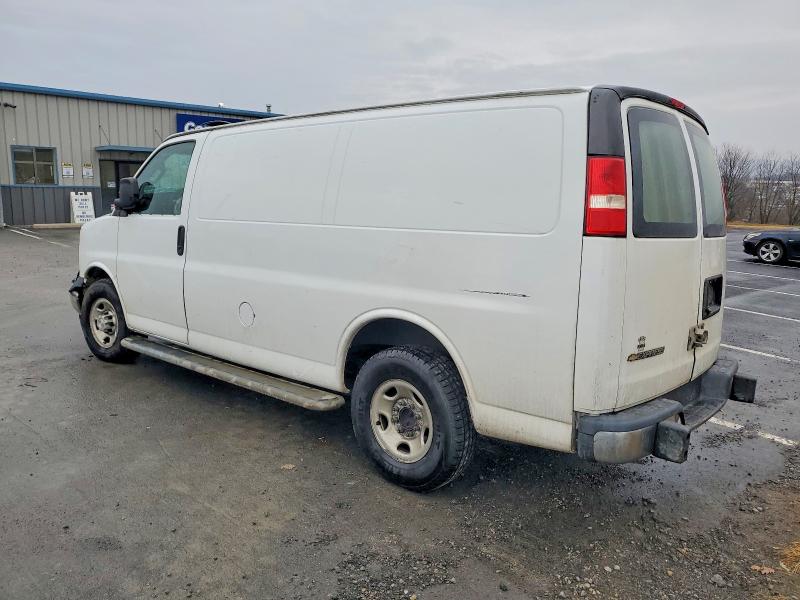99134005 :رقم المزاد ، 1GCWGAFG3J1912651 vin ، 2018 Chevrolet Express G2500 مزاد بيع