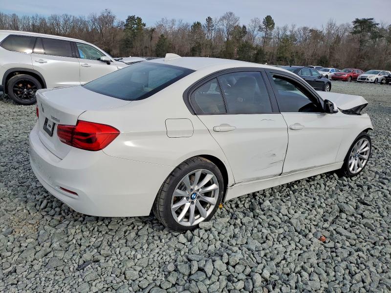 Продаж на аукціоні авто 2018 Bmw 320, vin: WBA8E5G57JNV02315, номер лоту: 99204395