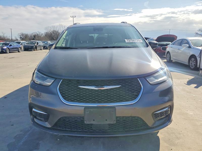 72750735 :رقم المزاد ، 2C4RC1FG5MR585386 vin ، 2021 Chrysler Pacifica مزاد بيع