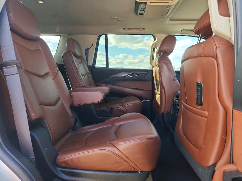 2015 Cadillac Escalade მანქანა იყიდება აუქციონზე, vin: 1GYS4MKJ6FR647642, აუქციონის ნომერი: 72416885